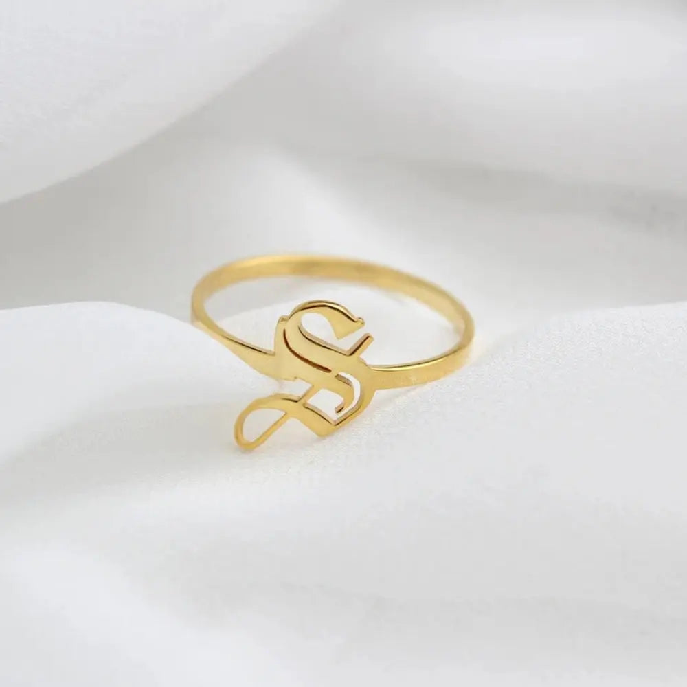 Bague initiale anglaise