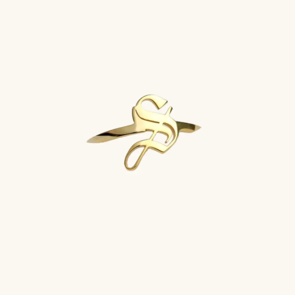 Bague initiale anglaise