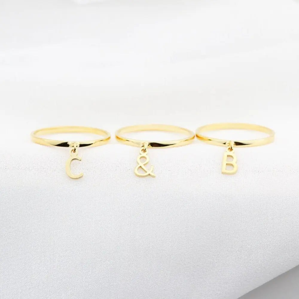 Bague initiale médaille