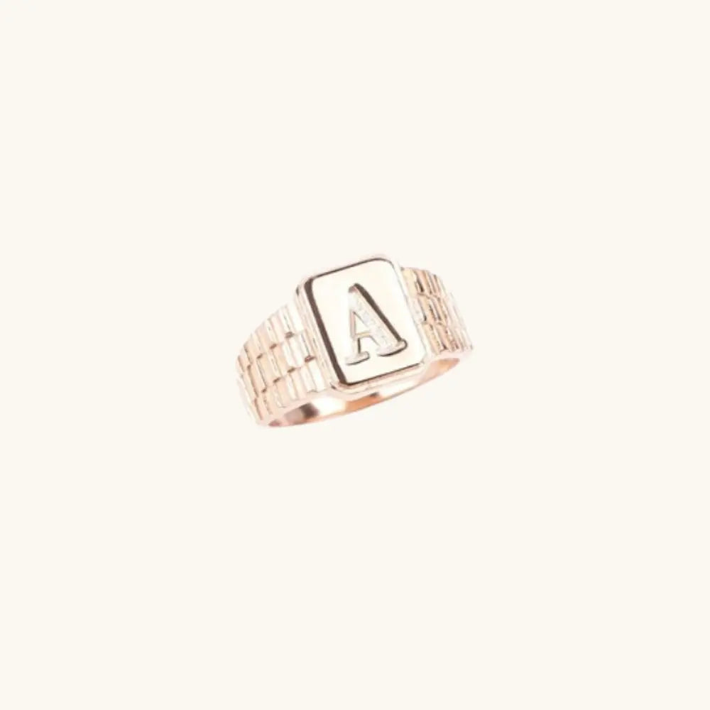 Bague initiale en or rose