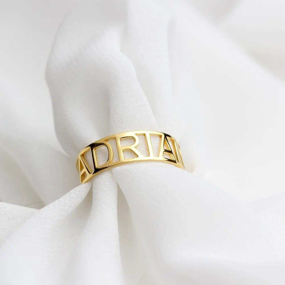 Bague prénom délicate