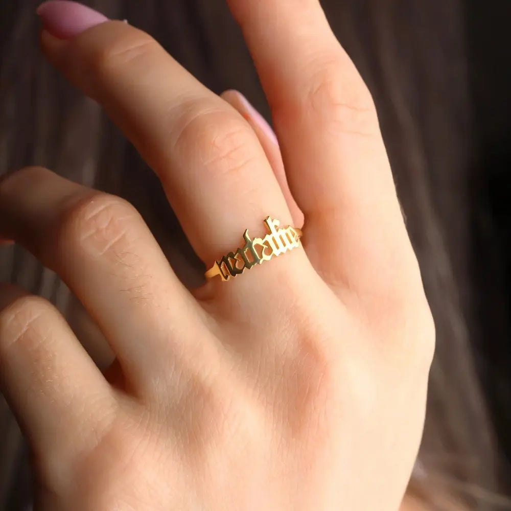 Bague prénom lettre anglaise