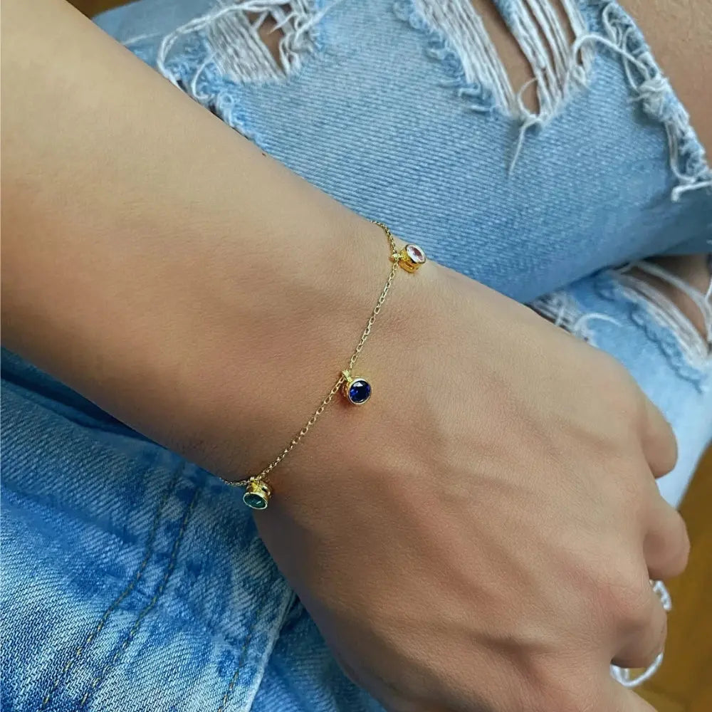 Bracelet en argent avec pierres de naissance