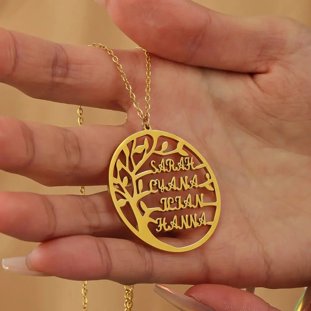 Collier arbre de vie prénom