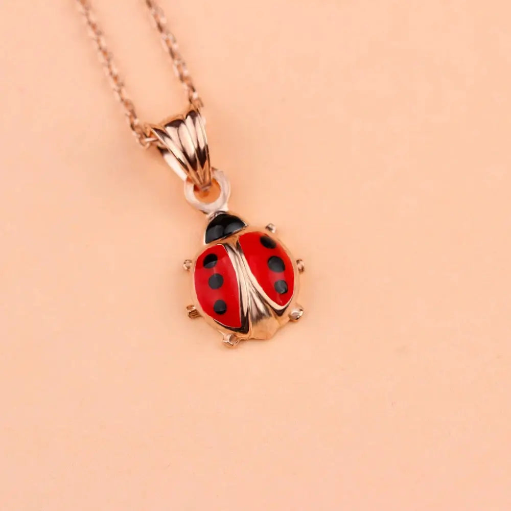 Collier coccinelle