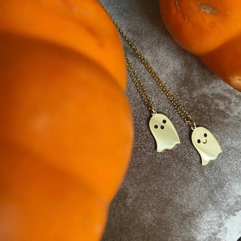 Collier fantôme