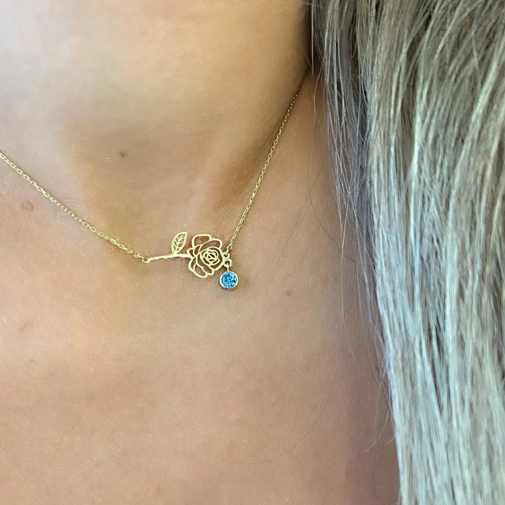 Collier de fleurs de naissance horizontale