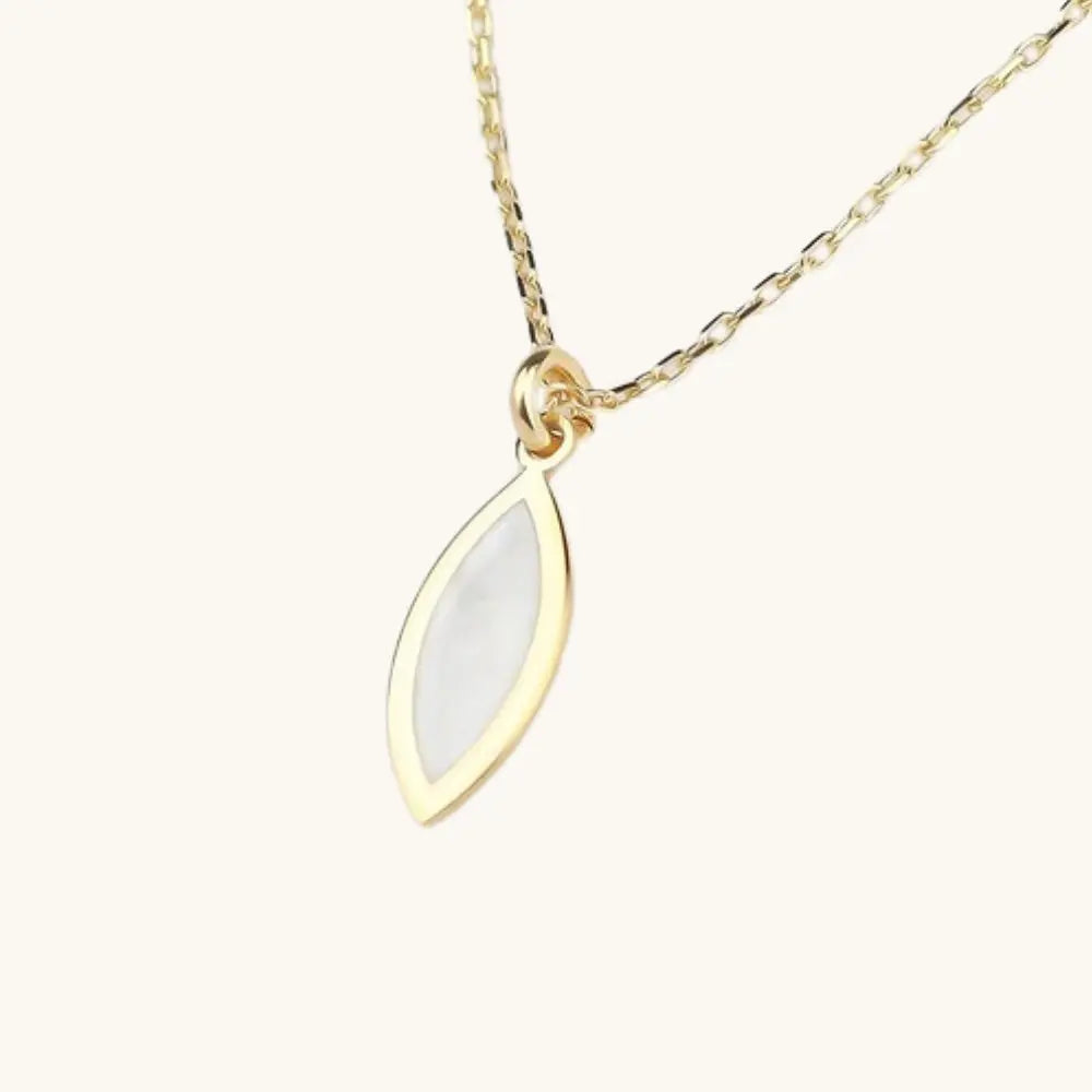 Collier minimaliste nacre