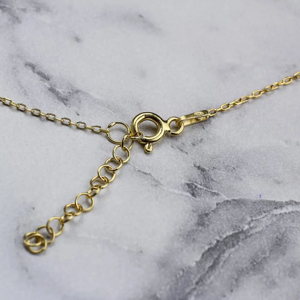 Collier nom en lettres anglaises