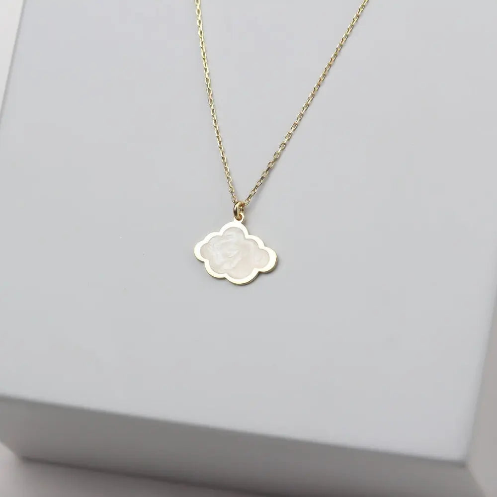 Collier nuage émail nacre