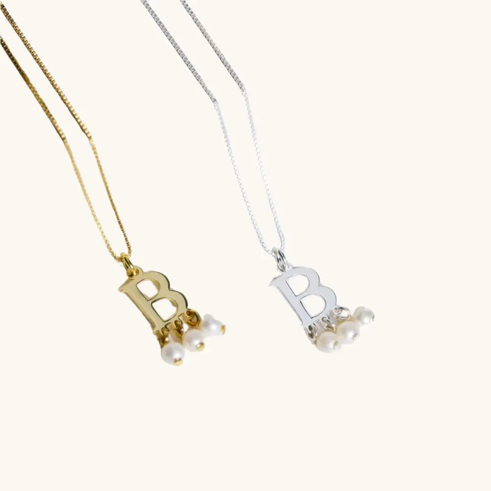 Collier perle avec initiale