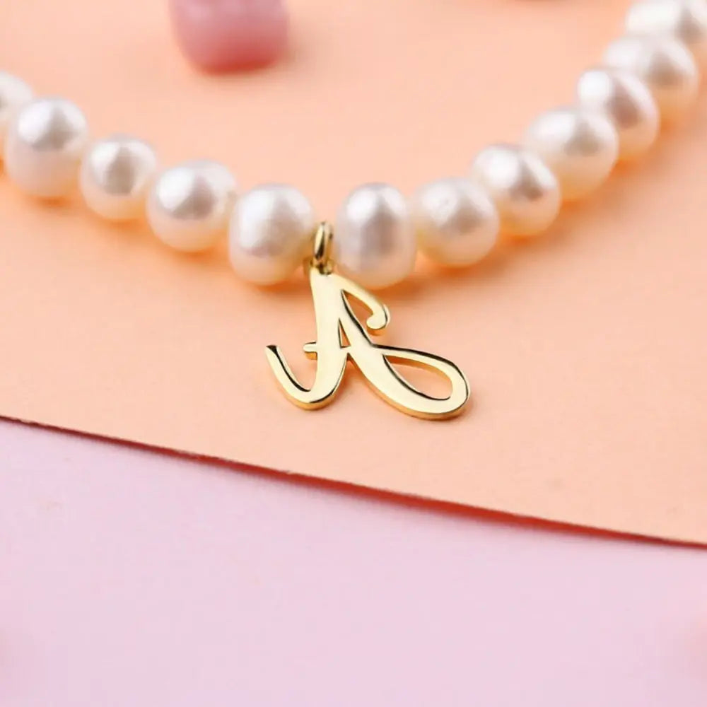 Collier initiale perles personnalisé