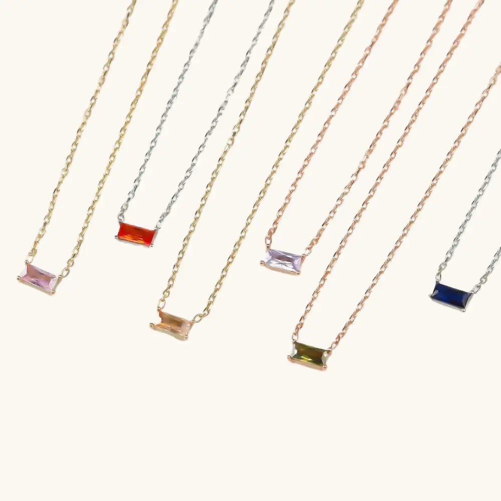 Collier pierres de naissance baguette