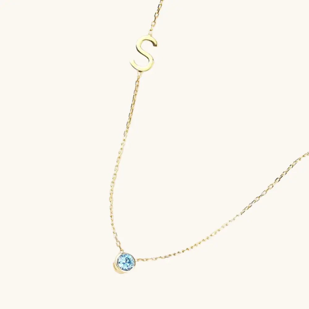 Collier pierre et initiale