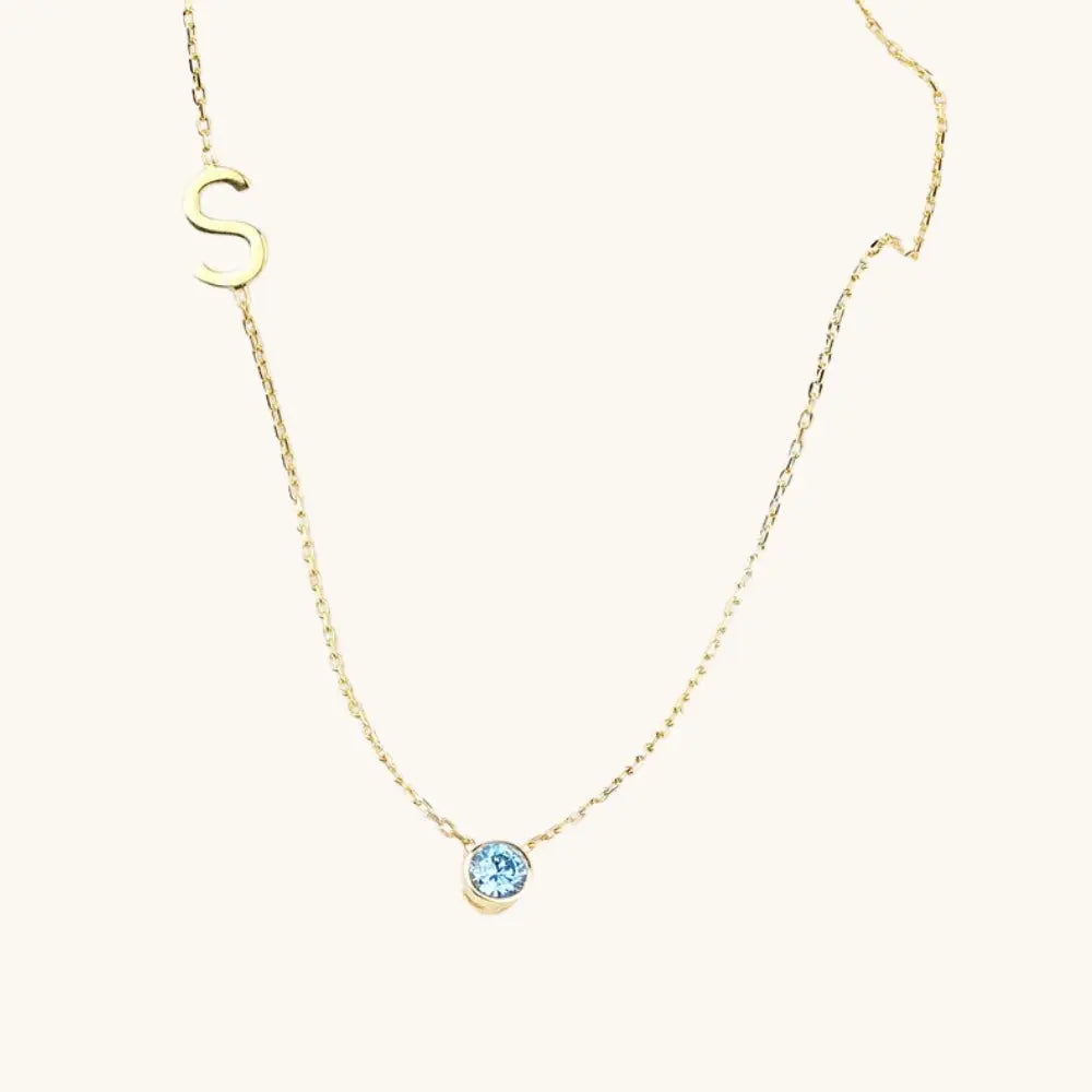 Collier pierre et initiale