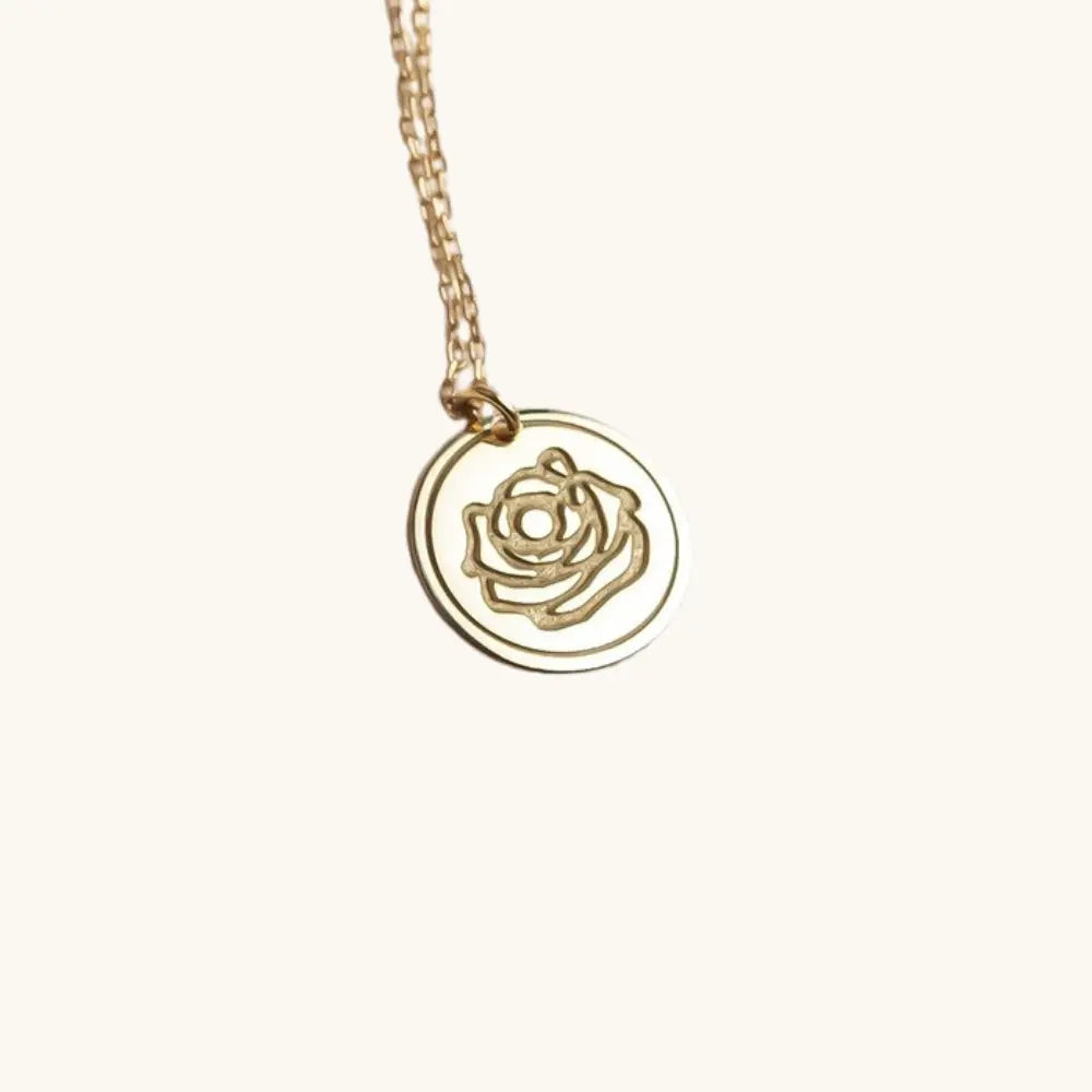 Collier fleurs gravées