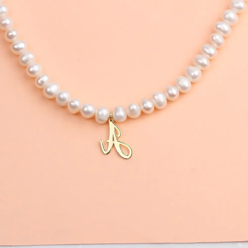 Collier initiale perles personnalisé 